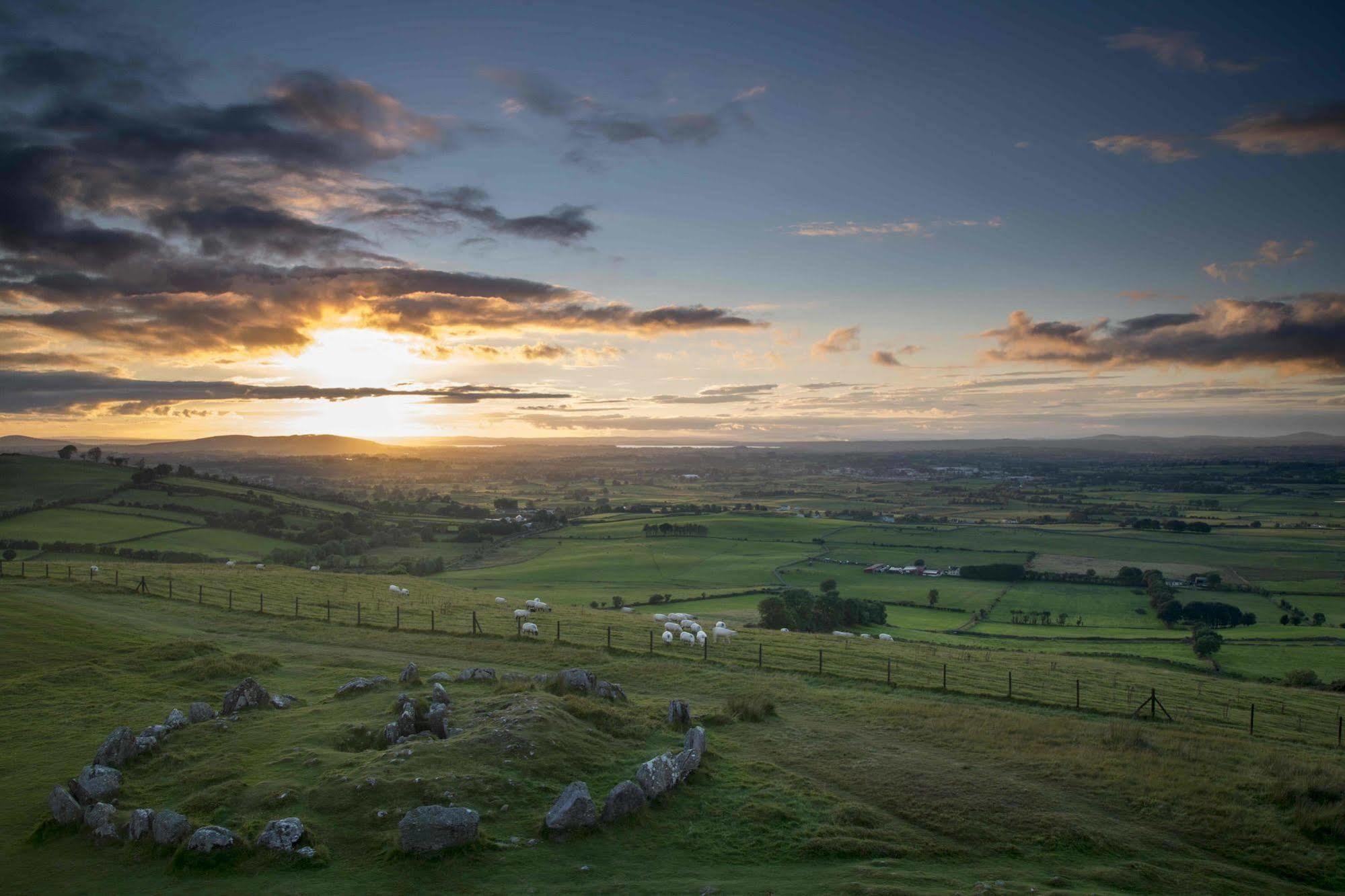 Loughcrew Megalithic Hostel Millbrook Exterior foto